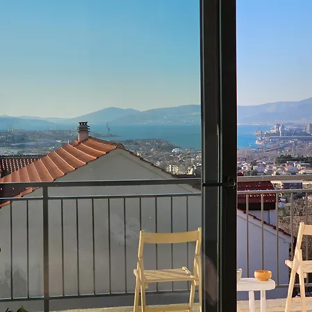 Villa Sea Horizon With A Pool *
