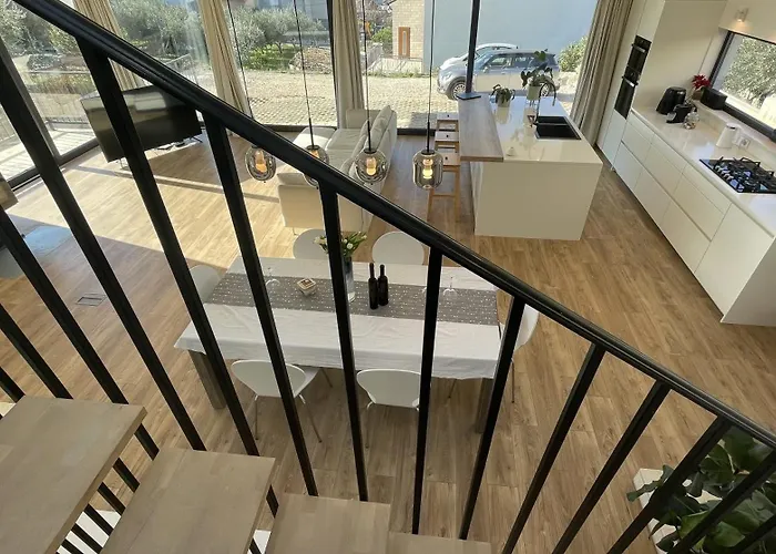 Sea Horizon With A Pool